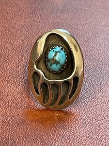 lot 15 image: Bear Paw Vintage Navajo Turquoise Ring Size 4 12