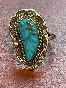 lot 16 image: Vintage Navajo Turquoise Ring Size 5 14
