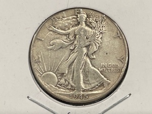 lot 43 image: 1945 Walking Liberty Half Dollar