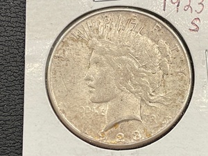 lot 58 image: 1923-S Peace Dollar
