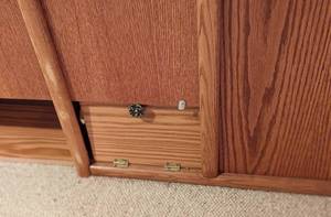 lot 56 image: Large Oak Desk Unit