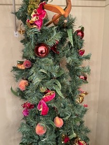 lot 99 image: Pair of Beautiful Strands of Decorative Christmas Garland