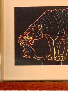lot 324 image: Pretty Vintage Framed Dot Art, Lion and Cub