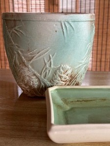 lot 382 image: Vintage McCoy Pottery Planter and Poppy Trail Metox Ashtray