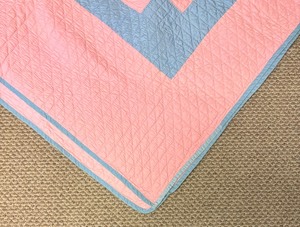 lot 466 image: Lovely Pastel Colored Vintage Quilt