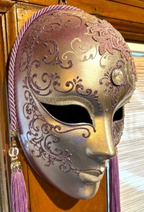 lot 490 image: Altelier La Venexiana Decorative Wall Mask