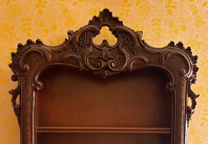 lot 84C image: Ornate Vintage Wooden Wall Shelf