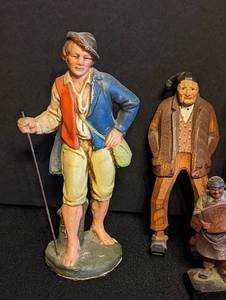 lot 137D image: Assorted Vintage Figurines