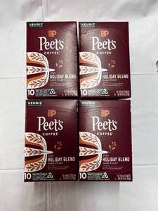 lot 138 image: 4 x 10ct Boxes of Holiday Blend Dark Roast Kcups