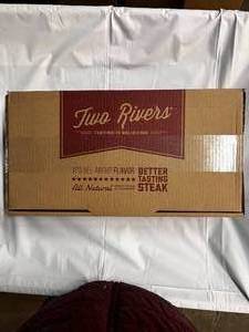 lot 5 image: 9.2lb Case of Beef T-Bone Steaks