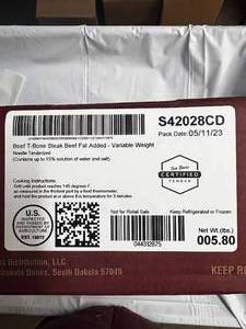 lot 8 image: 5.8lb Case of Beef T-Bone Steaks