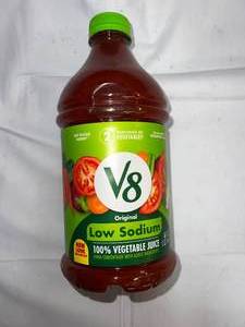 lot 248 image: 6 x 46 FL OZ Jugs of Low Sodium V8