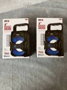 lot 41 image: 2 QFX Speakers