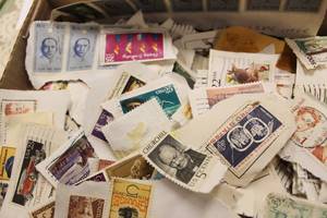 Hundreds Of Collectable Stamps, Vintage And Modern, Some Rare