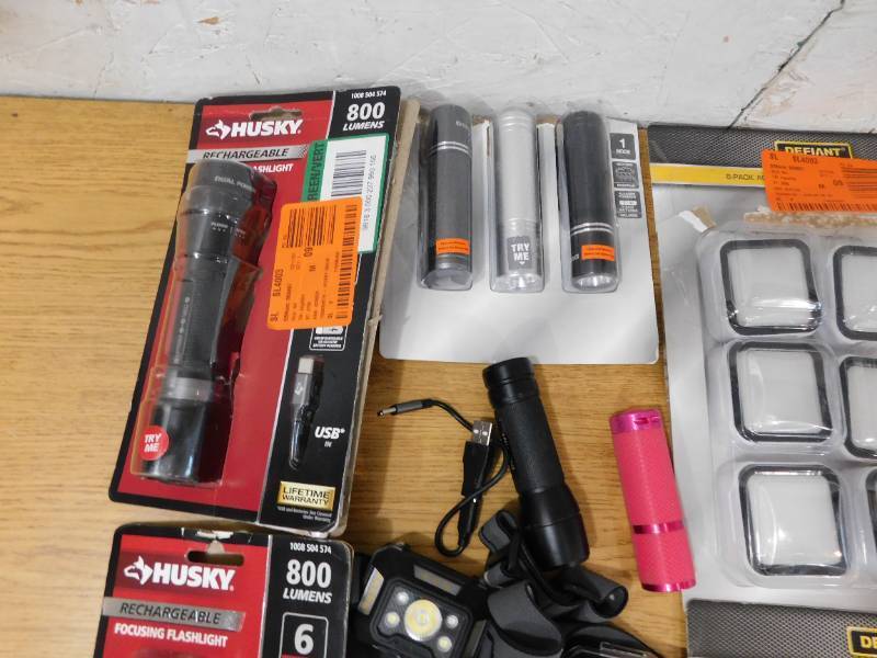 lot 58 image: Huge, assorted lot of Flashlights and Head Lamps