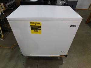 lot 24 image: Magic Chef 7.0 cu. ft. Chest Freezer in White