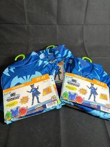 lot 26 image: Catboy Power Heroes Toddlers Costume Size 3T-4T - 3-Pack