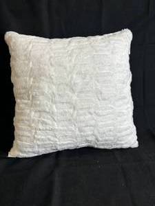 lot 45 image: White Throw Pillow
