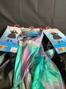 lot 87 image: Disney Little Mermaid Costume Variety Pack Girls Size S 67 & M 78 - 3-Pack
