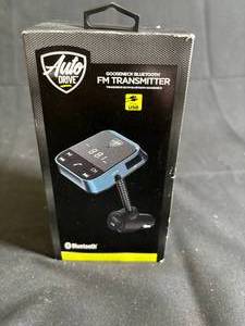lot 101 image: USB Gooseneck Bluetooth FM Transmitter