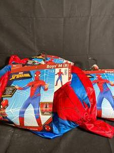 lot 121 image: Boys Spider-Man Costume Size Medium 8 - 3-Pack