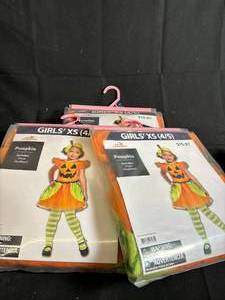 lot 154 image: Girls Pumpkin Costume Size Extra Small 45 - 3-Pack