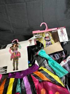 lot 170 image: Girls Costume Variety Pack SIze Small 66x - 2-Pack