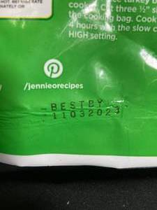 2.75lb Bag Jennie-O Oven Ready Homestyle Boneless Turkey Breast with Gravy Packet