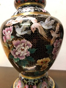 lot 19 image: Excellent Pair of Vintage Chinese Cloisonne Brass Vases - Black wFlowers & Birds