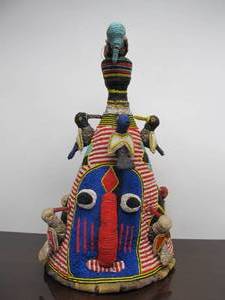 lot 74 image: Large Old Vintage Yoruba Beaded Crown