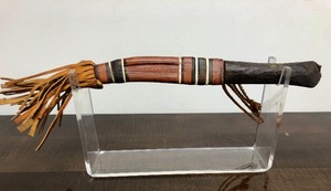 lot 116 image: Vintage Tribal Dagger wCarved Figural Handle