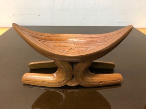 lot 124 image: Hand Carved Vintage Wood Headrest