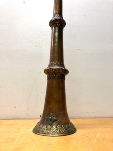 lot 140 image: HUGE Old Vintage Tibetan Copper & Brass Ceremonial TrumpetHorn
