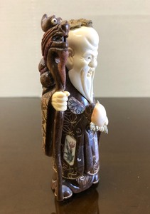 lot 171 image: Signed Vintage Chinese Genuine Bone & Inlaid Wood Figural Carving #4