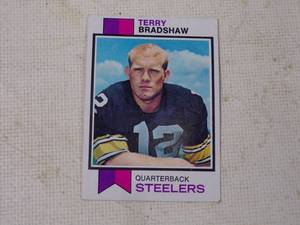 lot 11 image: Terry Bradshaw Topps 1973 Football Card # 15