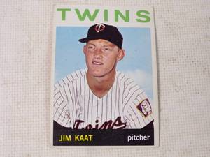 lot 14 image: Jim Kaat Topps 1964 Baseball Card # 567
