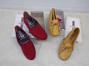 lot 24 image: 2 New Pairs Minnetonka Moccasin Womens Shoes Size 10