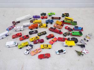 lot 43 image: Vintage Redline Hot Wheels and More