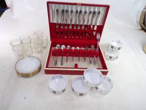 lot 44 image: Vintage Onieda Community Silverware w Box, Fireking Plates and More