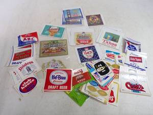lot 50 image: Nice Lot of Unused Vintage Beer Labels