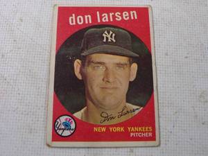 lot 64 image: Perfect Game Don Larsen Topps 1959 Baseball Card # 205