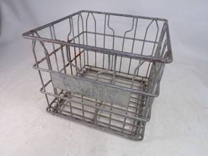 lot 80 image: Vintage Fergus Dairy Metal Milk Bottle Crate