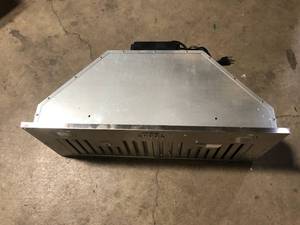 lot 32 image: Vevor Range Hood   Customer Returns See Pictures