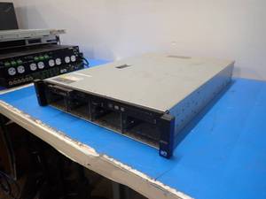 Dell&nbspPowerEdge R510 Server  Power Supply x2&nbspCNRJ9  RAID CARD&nbspPERC H700  CPU x2&nbspINTEL(R) XEON(R) CPU X5670  2.93GHZ  48GB DDR3 RAM  NO HD  x8 HD Bays  Includes CAB-AC power cable