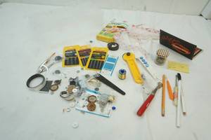 lot 47 image: Sewing Item