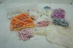 lot 48 image: Variety of Curlers