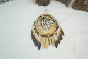 lot 156 image: southwestern decor