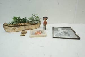 lot 168 image: southwestern decor