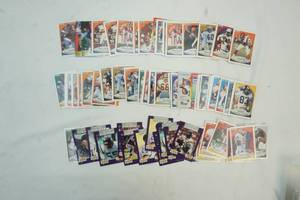 lot 212 image: sports trading cards