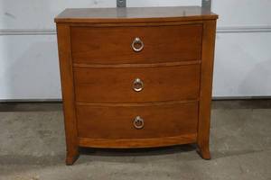 lot 273 image: 3 drawer night stand